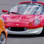 Stephen teaching a Lotus owner The Art of Looping