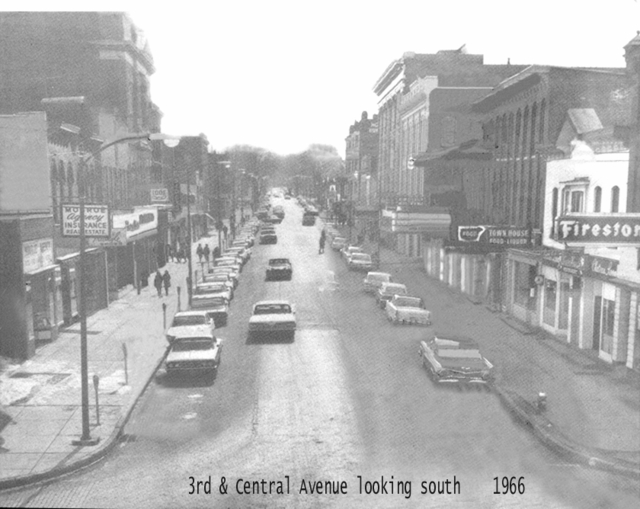 3rd_&amp;_Central_looking_south__19661.jpg