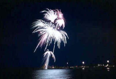 4th_of_July_Fireworks_Dunkirk_1950s.jpg