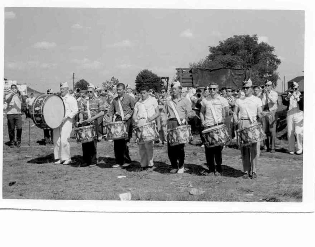 Drum_&amp;_Bugle_Corps__Warren_PA1.jpg