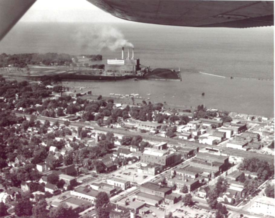 Dunkirk's_Harbor_Bush1.jpg