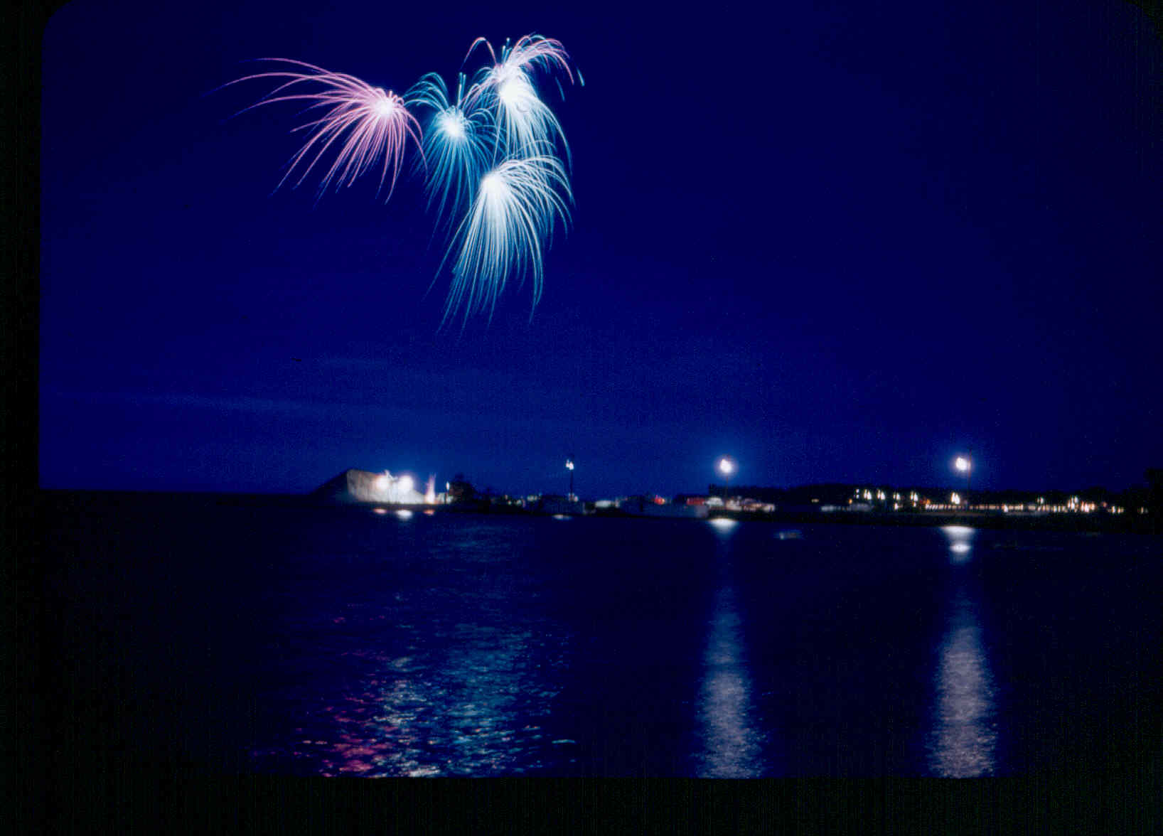 Dunkirk_Fireworks_Big.jpg