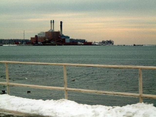 Dunkirk_Harbor_in_winter.jpg