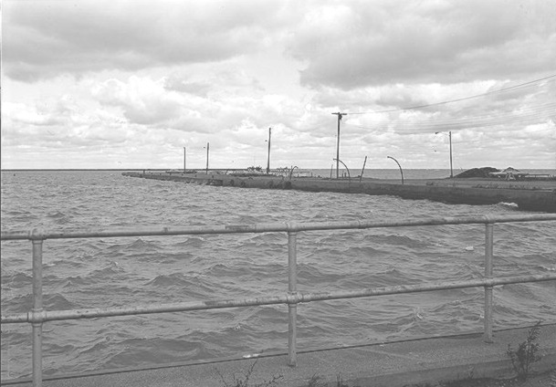 Dunkirk_Pier_78.jpg