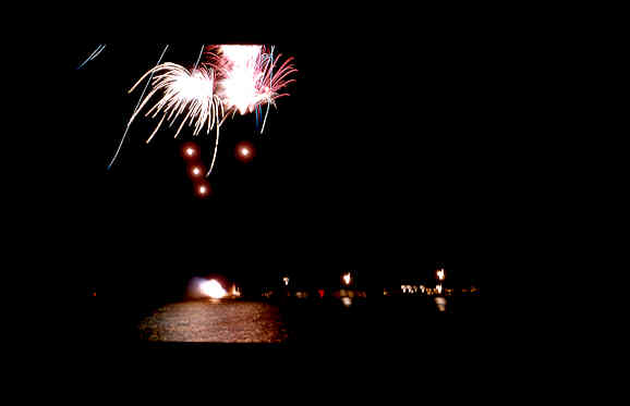Fireworks_Fromc_Central_Ave_Pier.jpg