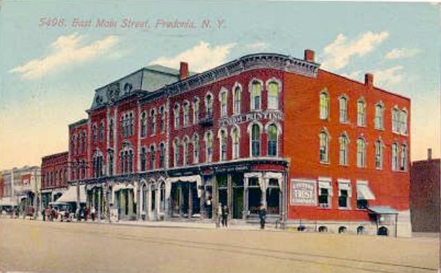 fredonia_main_st__old.jpg