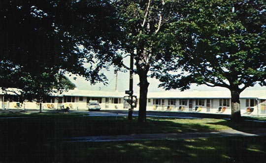 Fredonia_Village_Motel.jpg