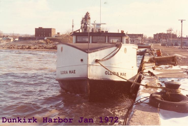 Gloria_mae_1972_Color.jpg