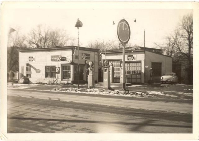 Harts-service-station.jpg