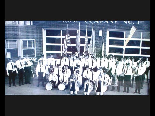 Hose_1_parade.jpg