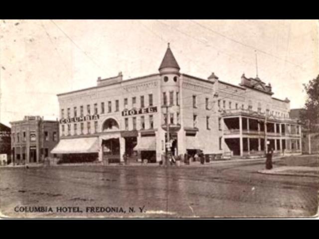 Hotel_Columbia_Fredonia_1910.jpg