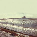 Ice_along_Lake_Front_Blvd_57.jpg