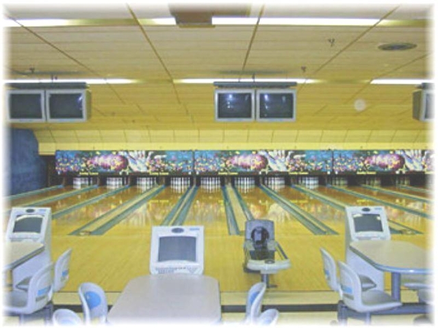 Lucky_Lanes.jpg