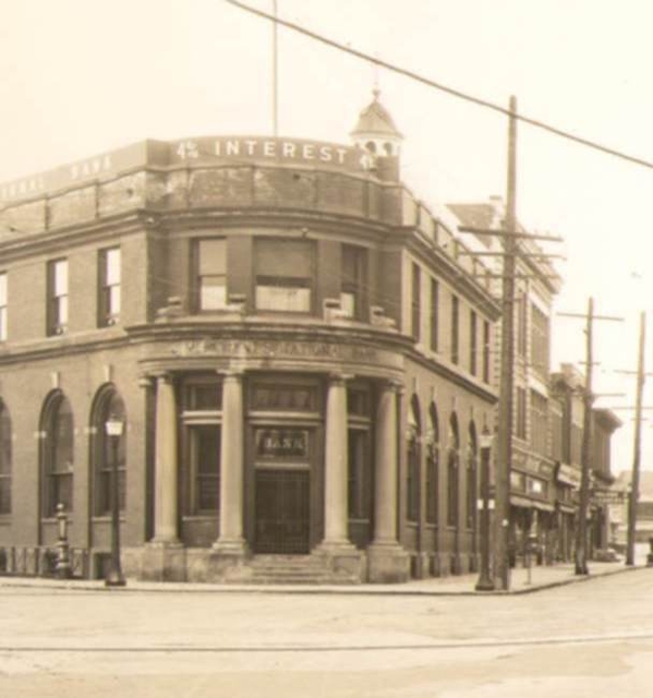M&amp;T_Bank_Main_Street.jpg