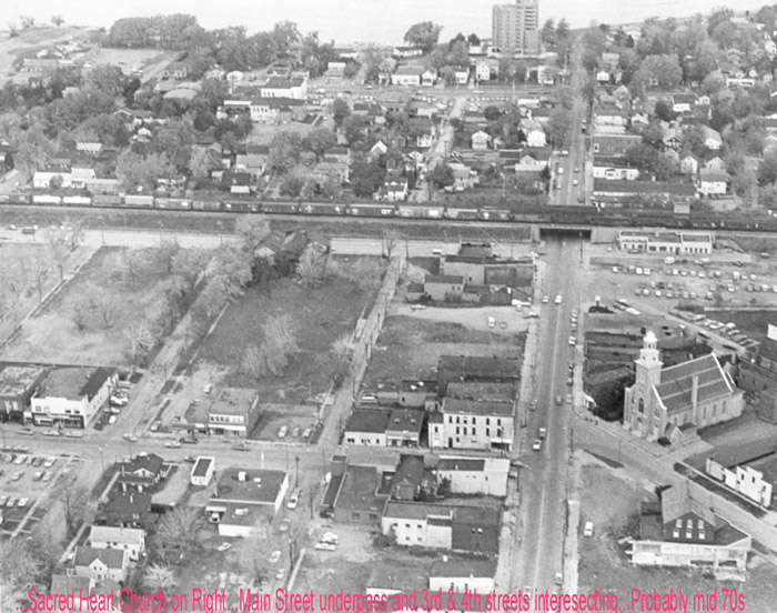 Main_Street_Dunkirk_NY_Business_District_1970s.jpg