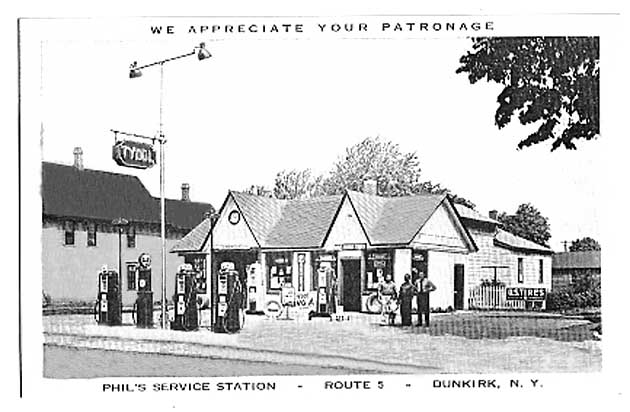 Phils_Tydol_Service_Station__Dunkirk_B&amp;W.jpg