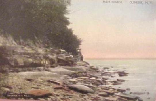 Point_Gratiot_beach_by_cliffs-_old.jpg