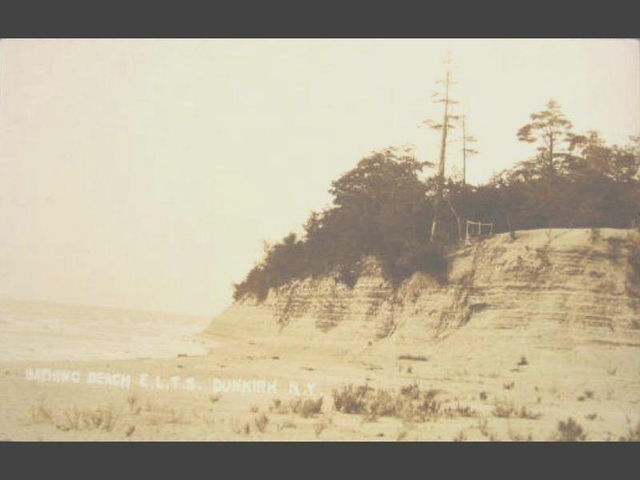 Point_Gratiot_Cliffs.jpg