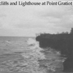 Pt_Gratiot_Lighthouse_&amp;_Cliffs.jpg