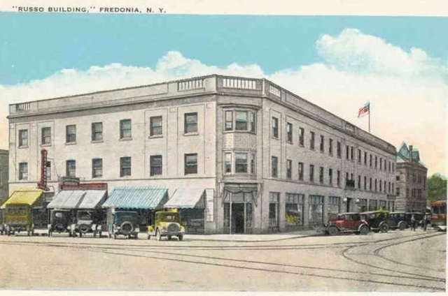 Russo_Building_1930s.jpg