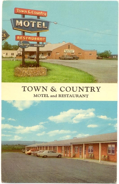 town_&amp;_country_dk.jpg