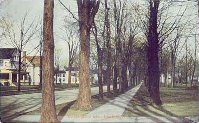 Washington_Ave_homes__Dunkirk_NY.jpg