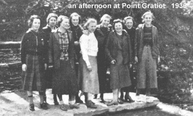 Afternoon_at_Point_Gratiot__1930s.jpg