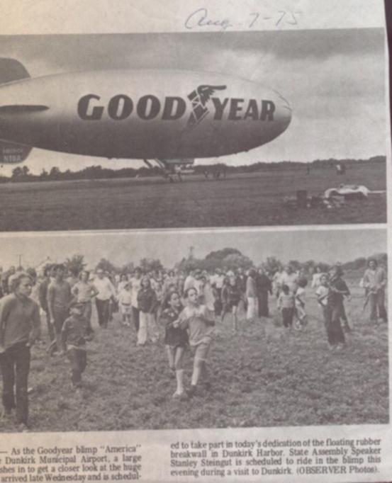 blimp_arrives.jpg