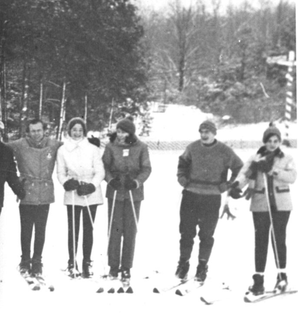 CMHS_Ski_Club_1970s.jpg