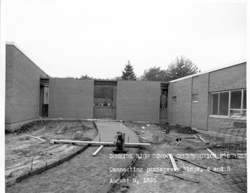Connecting_Passageways_at_new_DHS_1965.jpg