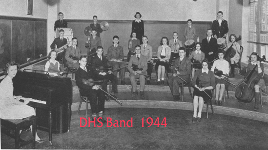 DHS_Band_1944.jpg