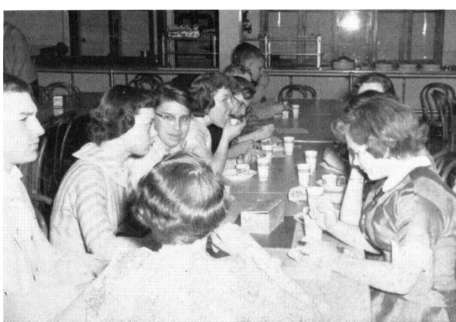 DHS_Cafeteria__1957.jpg