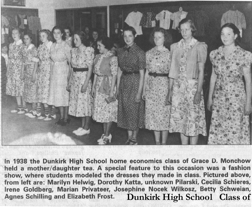 DHS_Class_of_1938_modeling_thier_dresses.jpg