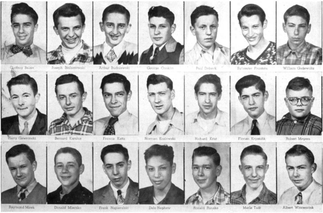 DIHS_1950_Freshmen_Class.jpg