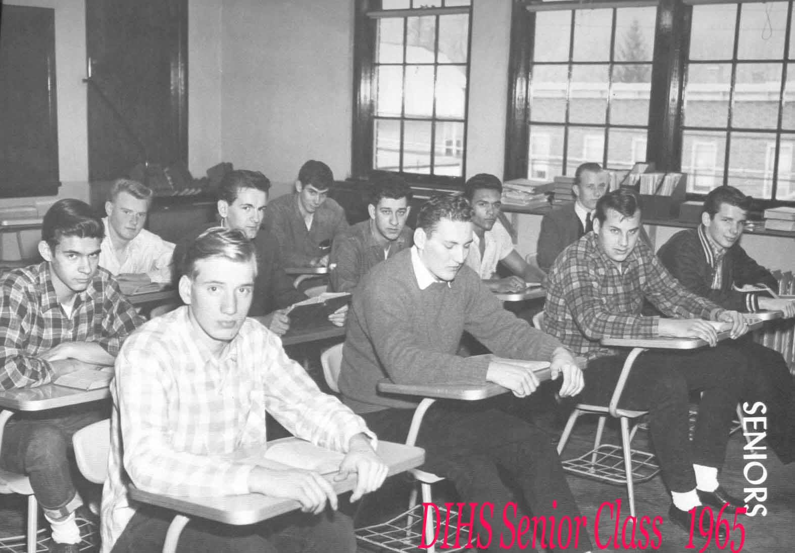 DIHS_Senior_Class__1965.jpg