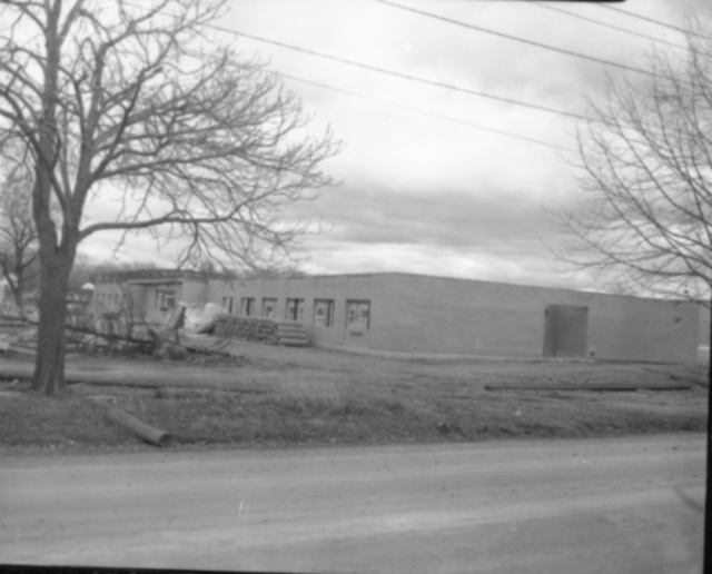 Front_of_DHS_Along_Woodrow_Ave_1965.jpg