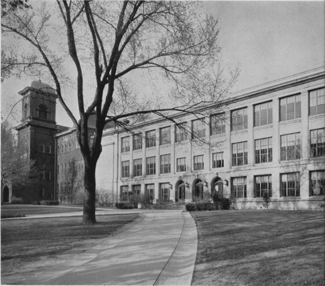 Front_of_Old_DHS_1030s.jpg