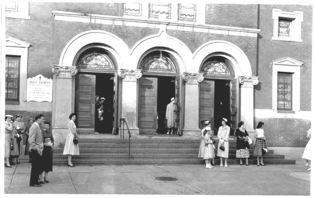 Front_Steps_of_Holy_Trinity_Church__1950s.jpg
