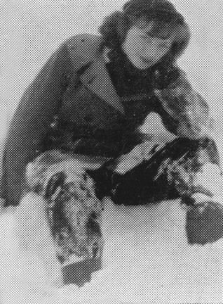 Girl_in_Snow.jpg
