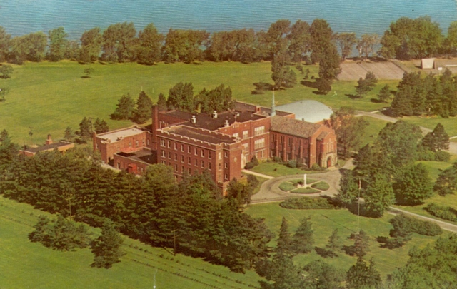 holycross.jpg