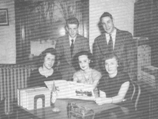 Library_1947.jpg