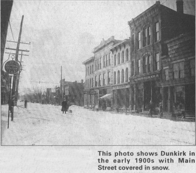 Main_Street_in_Snow___1920s.jpg