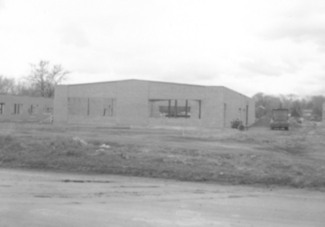New_High_School_Library_1965.jpg