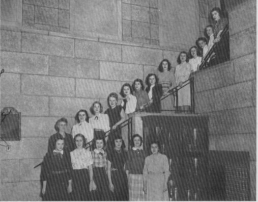 Old_HS_Lobby_58.jpg