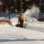 Shoveling_the_sidewalk-Bflo1.jpg